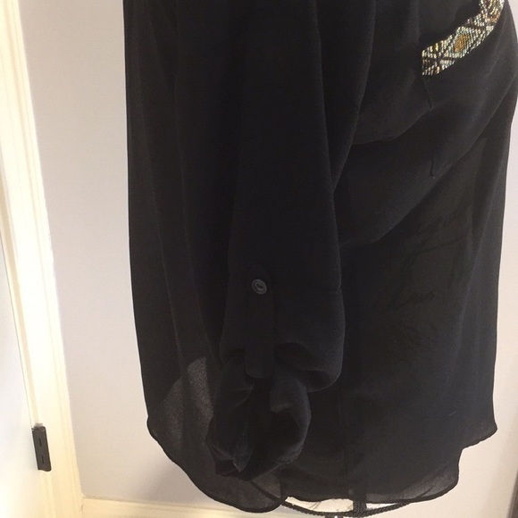 𝅺MOONLIGHT Sheer Top With Beaded Pockets - Picture 8 of 8